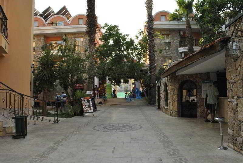 Aparthotel Club Dena à Marmaris Extérieur photo