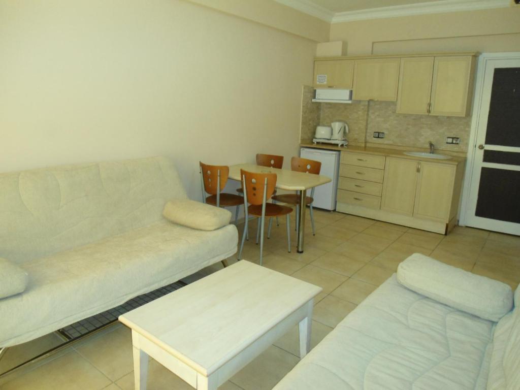 Aparthotel Club Dena à Marmaris Extérieur photo
