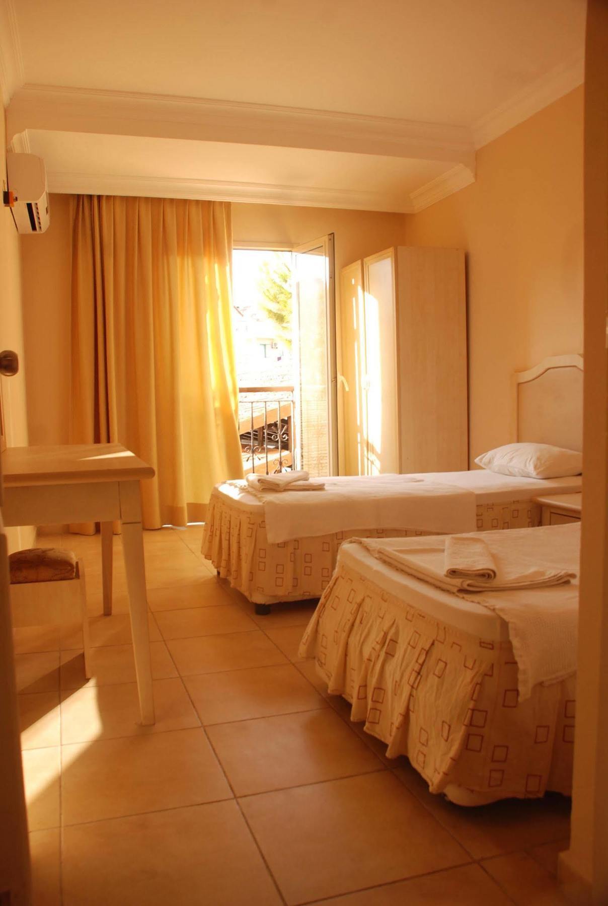 Aparthotel Club Dena à Marmaris Extérieur photo