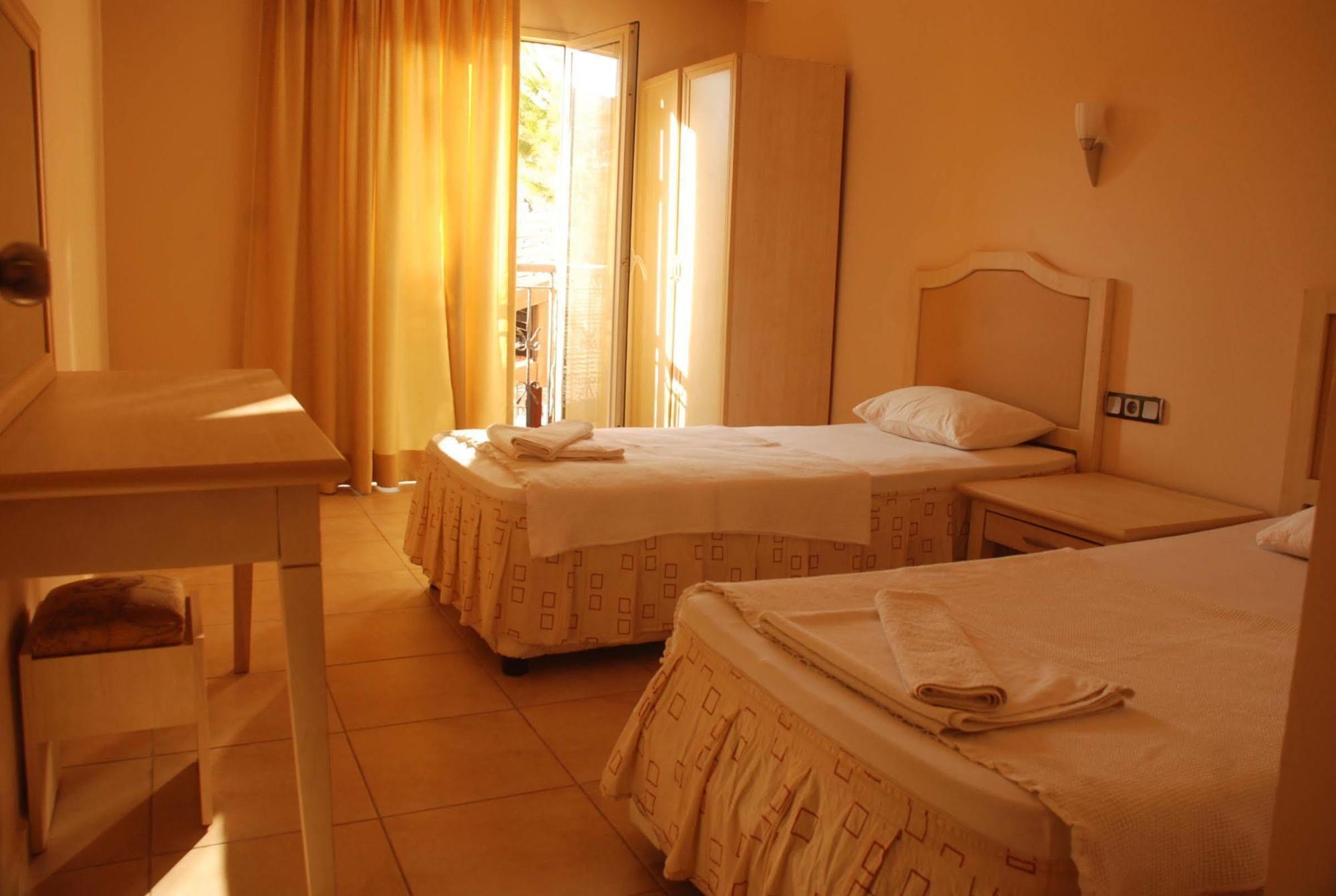 Aparthotel Club Dena à Marmaris Extérieur photo