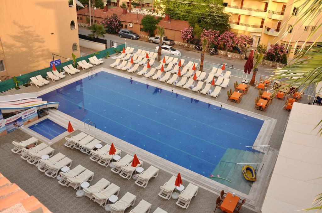 Aparthotel Club Dena à Marmaris Extérieur photo