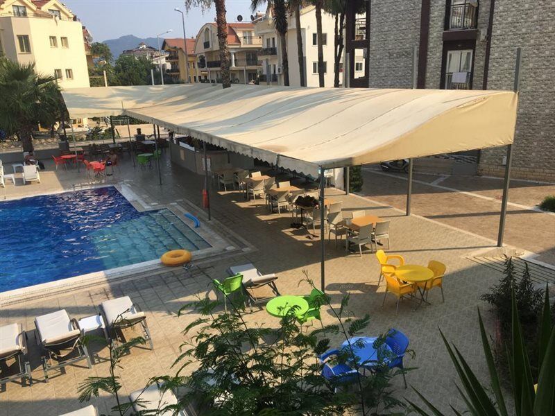 Aparthotel Club Dena à Marmaris Extérieur photo